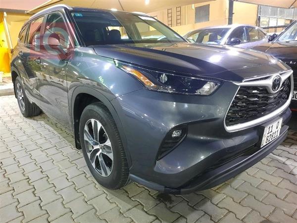 Toyota Highlander 2023 for sale in Iraq - Karbala